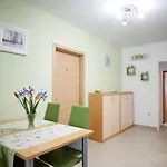 Galovic Guest house 3*